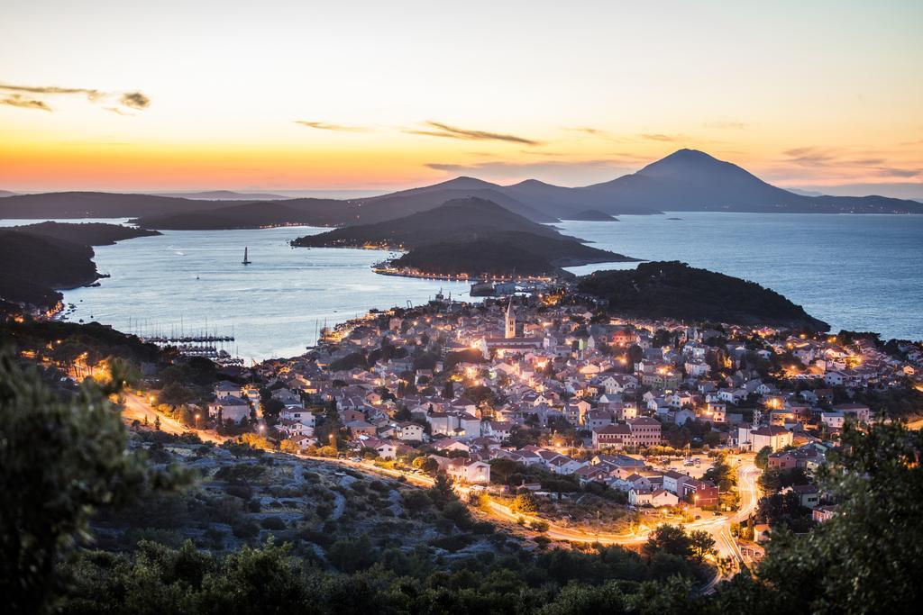 Hotel Aurora Mali Lošinj Dış mekan fotoğraf